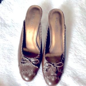 SZ 8 Bisou Bisou by MICHELE BOHBOT BROWN